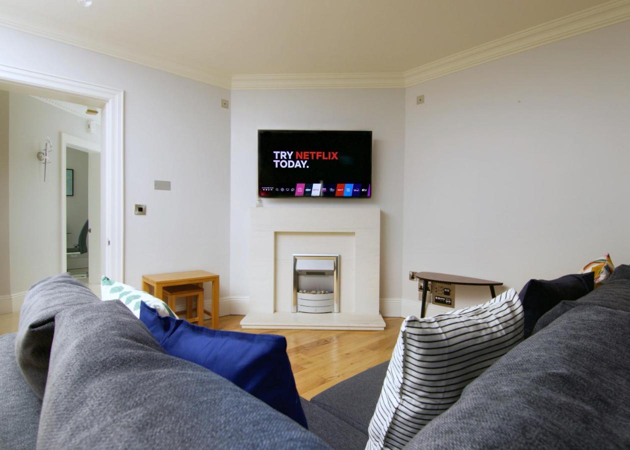 Apartamento Escape Ordinary At Castle Hume Enniskillen Exterior foto