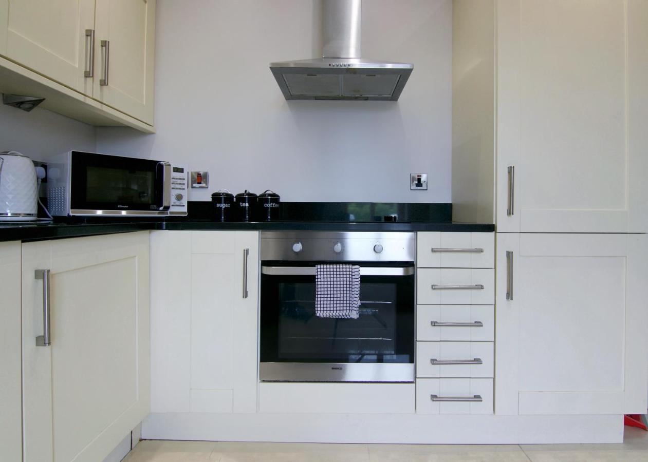Apartamento Escape Ordinary At Castle Hume Enniskillen Exterior foto