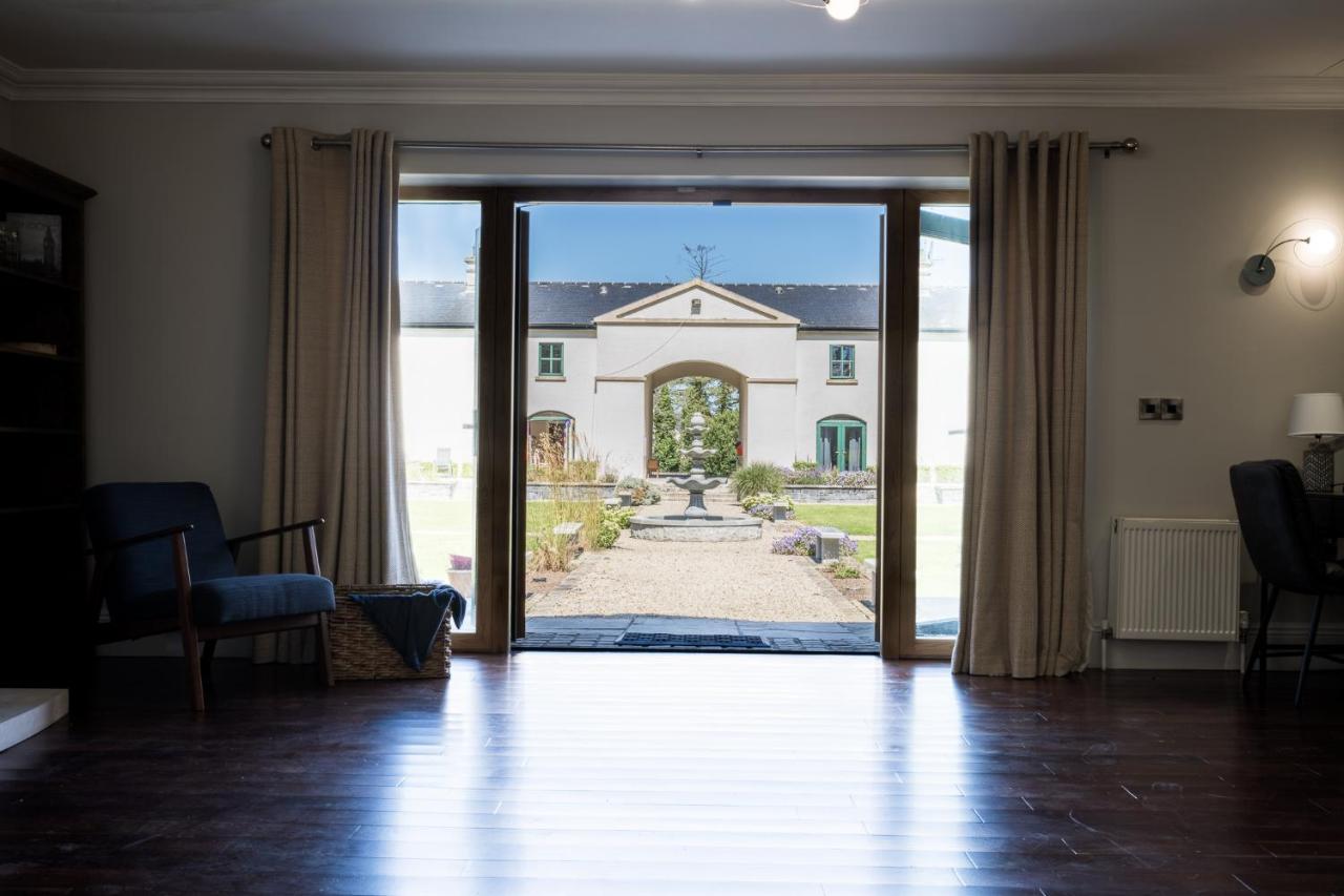 Apartamento Escape Ordinary At Castle Hume Enniskillen Exterior foto