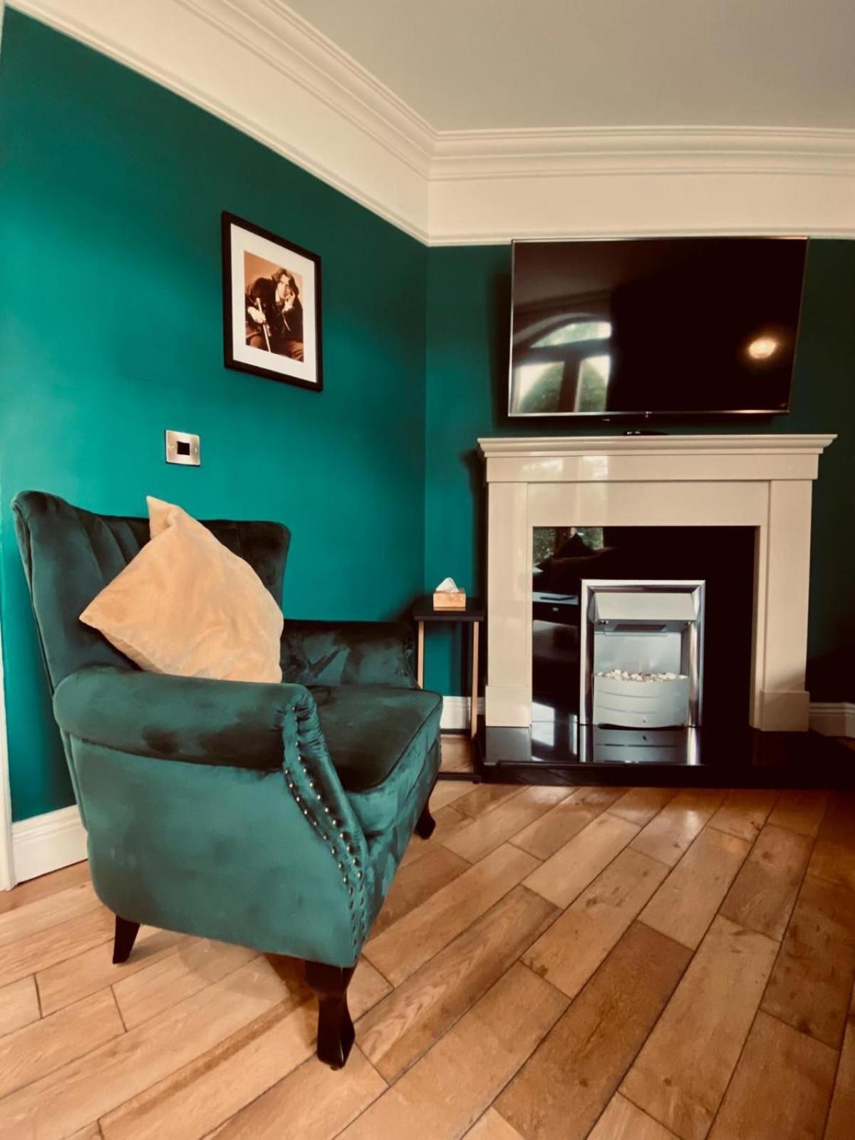Apartamento Escape Ordinary At Castle Hume Enniskillen Exterior foto